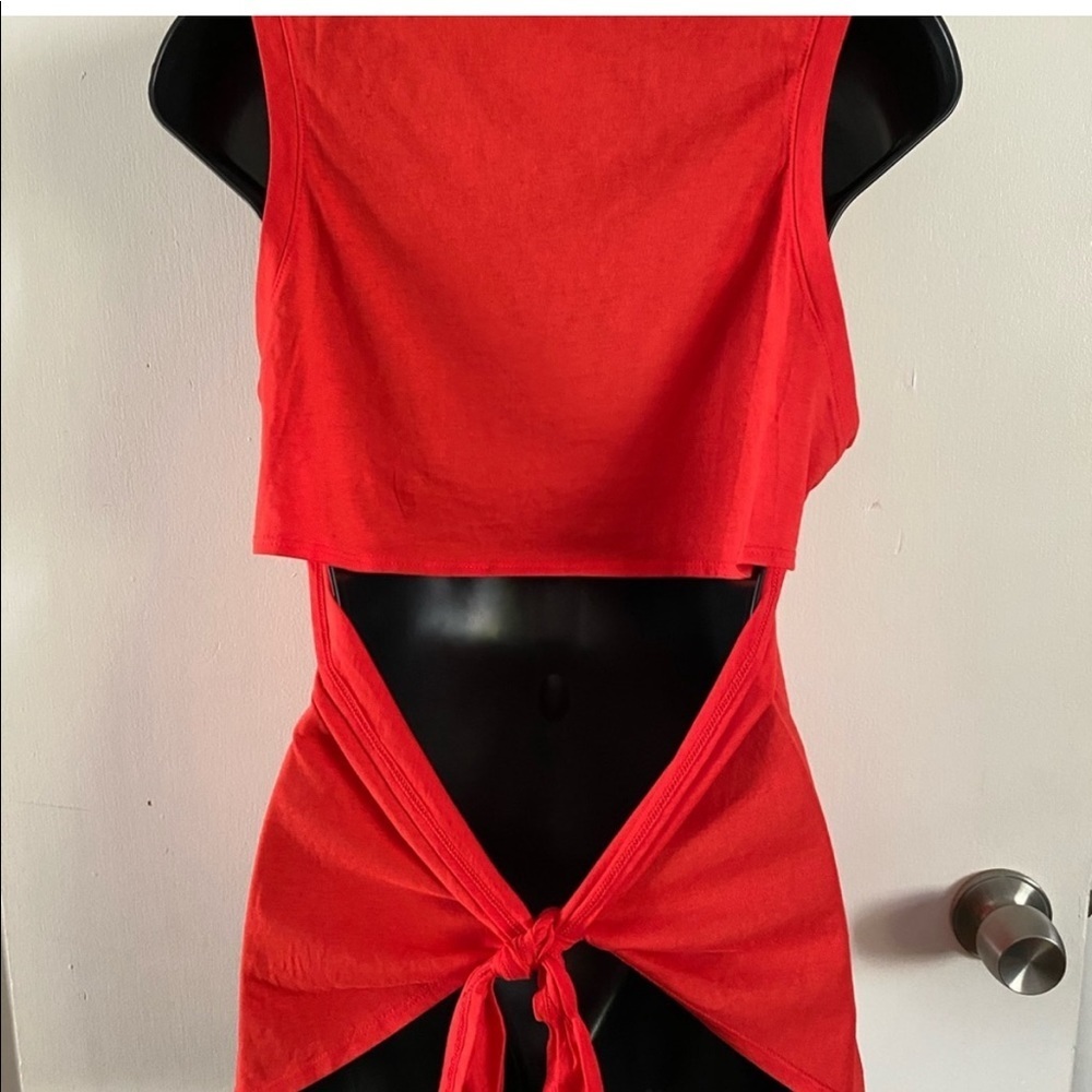 Fabletics red sexy open back tank top XS - Picture 3 of 3